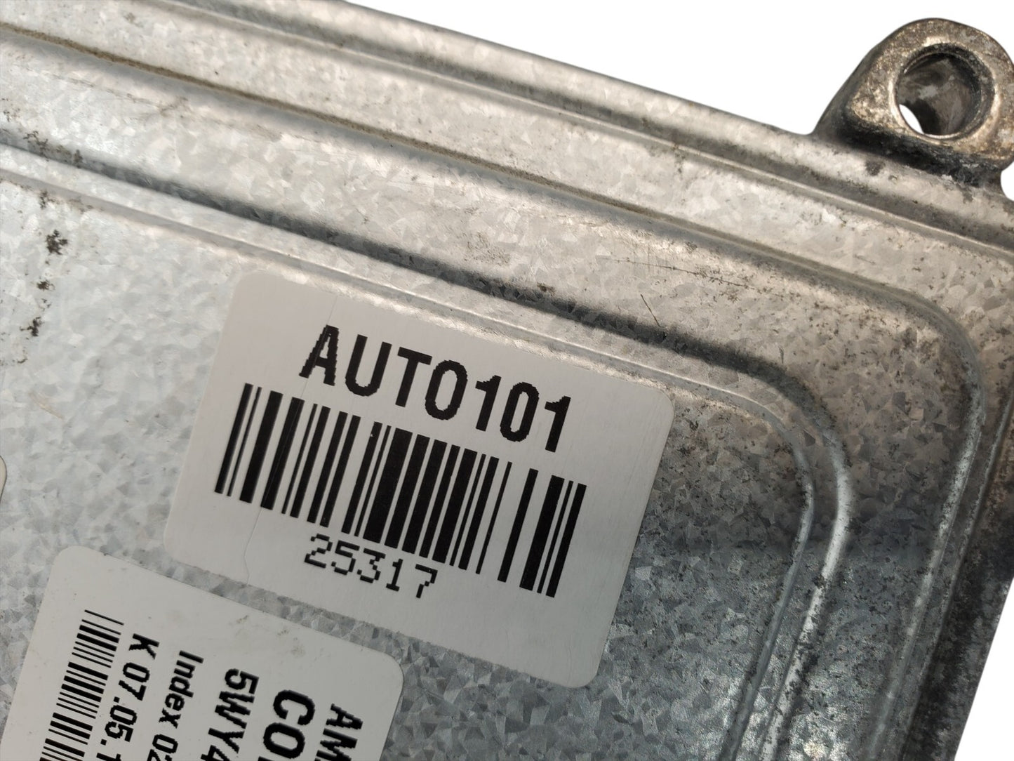 12-13 Kia Soul 2.0 engine computer ECM ECU 39102-2EAKO