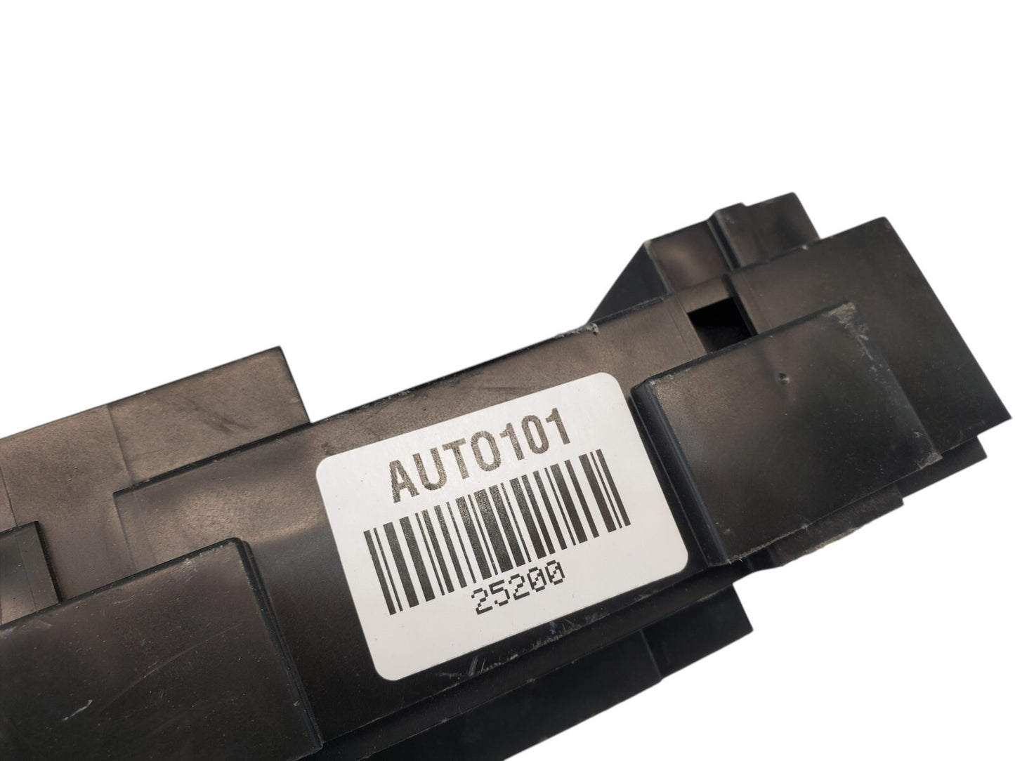 ✅08-11 CHEVY SILVERADO SIERRA FUSE BOX (G25) 20828608-01