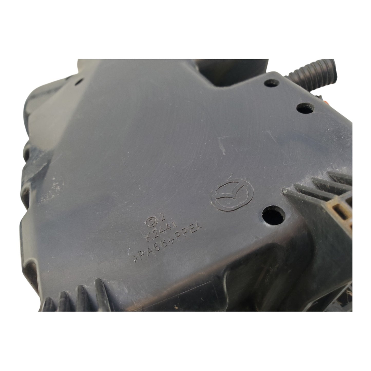 INFINITI / MAZDA FUSE JUNCTION BOX USED K2441