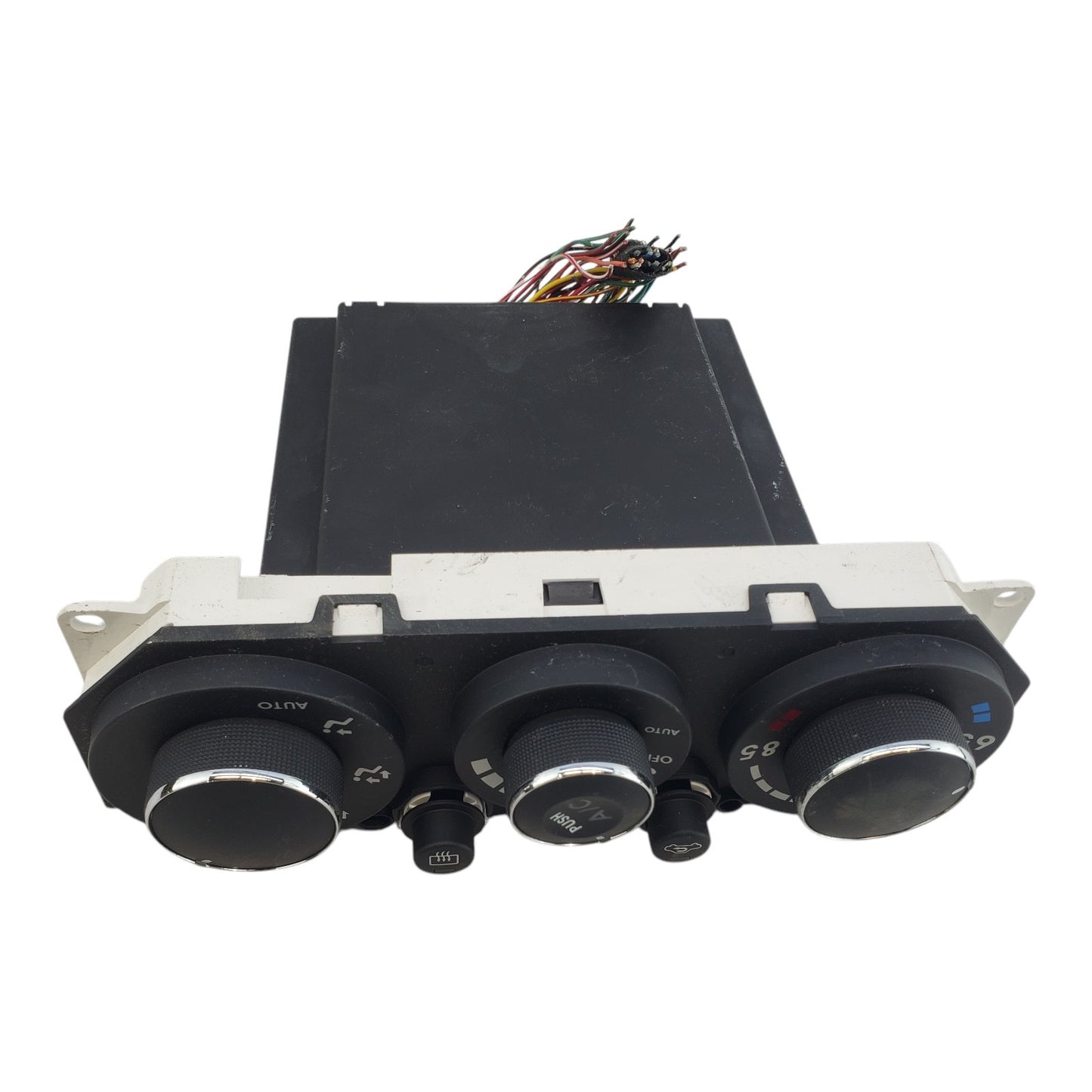 2006 Mitsubishi Endeavor HVAC Temperature control PanelPart Number 7820A107HA