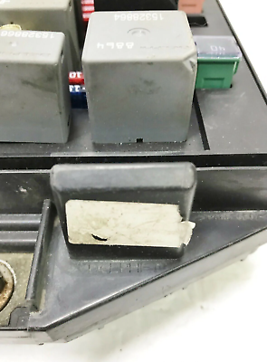 01-02 Buick Rendezvous, Pontiac Aztek Under Hood Fuse Box 10311477 GM