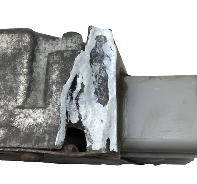 00 CARAVAN/VOYAGER/T&C 2.4L Engine Computer PCM 04727275AB