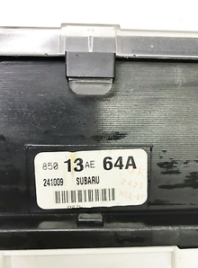 01 02 Subaru Legacy 3.0 L 6 cylinder engine speedometer OEM