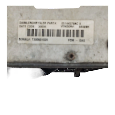 05-07 Town & Country, Caravan IPM Fuse & Relay Center Box 05144505AF 051445AC