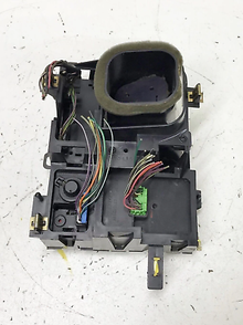 03-06 GMC Sierra Yukon XL Driver Side Dash Air Outlet Vent and SWITCHES Set