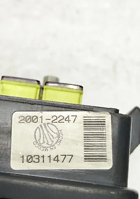 01-02 Buick Rendezvous, Pontiac Aztek Under Hood Fuse Box 10311477 GM