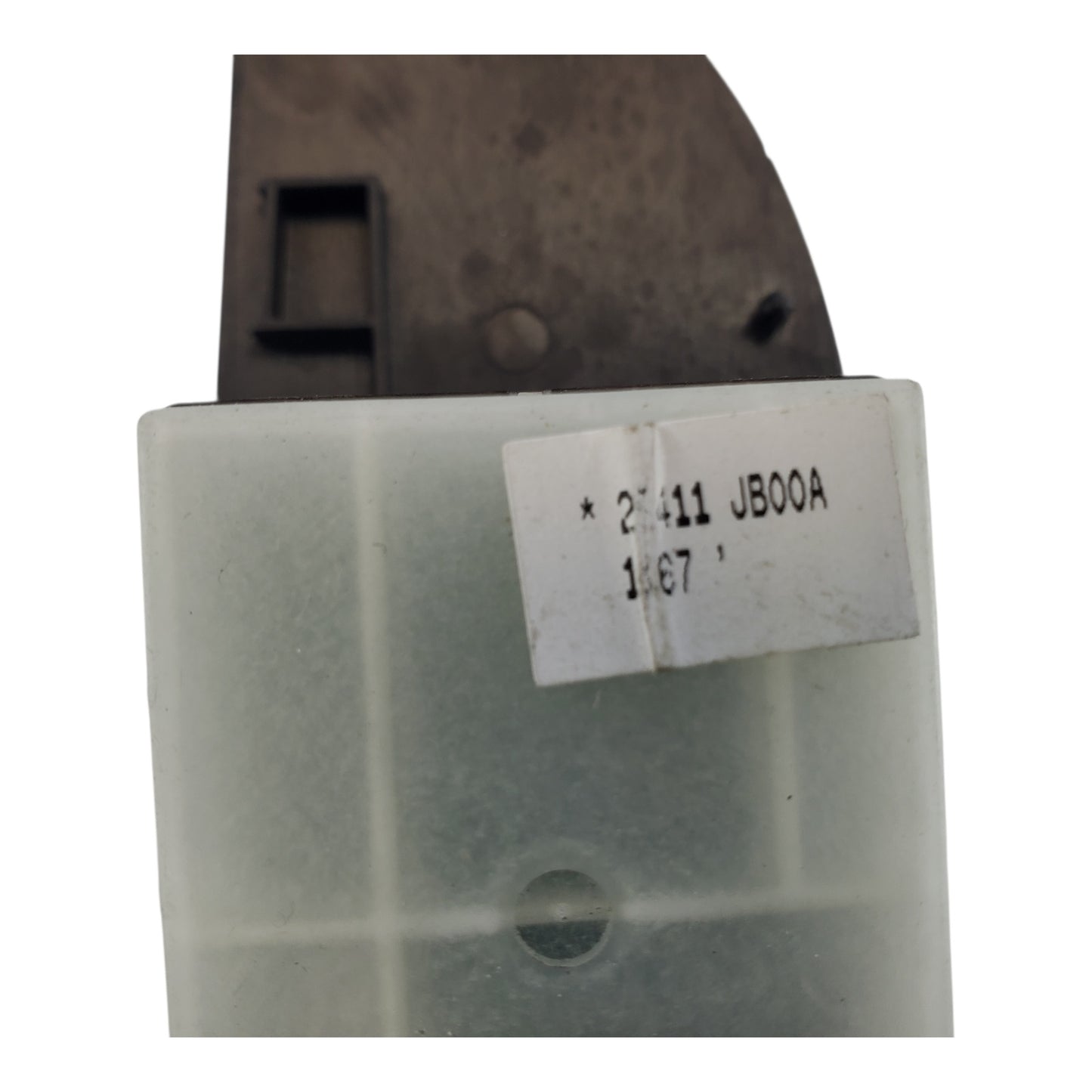 07-15 Nissan Armada Passenger Window & Lock Switch