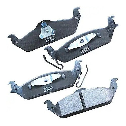 2002-2004 Dodge Dakota Disc Brake Pad Set, Rear