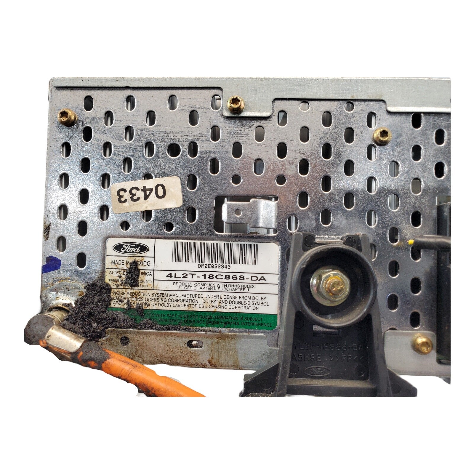 05 Ford Explorer Radio CD and Cassette Dash Car Stereo 4L2T-18C868-DA