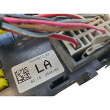 07 Chevrolet Tahoe LT 1500 5.3L 4X4 Under Dash Fuse Relay Box 15839517_03