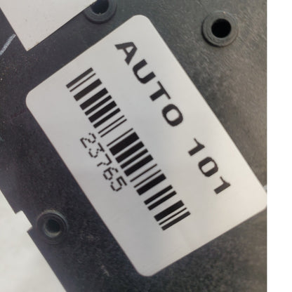 ✅08-09 8L8T-15604-AJ Ford Escape Interior Relay Fuse Box