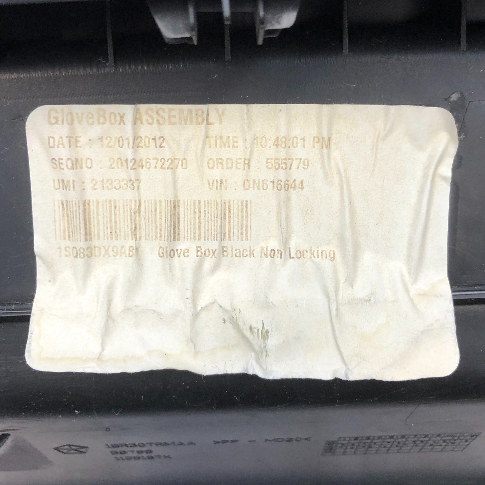 ✅ 11-14 Dodge Avenger Glove Box Compartment OEM Black