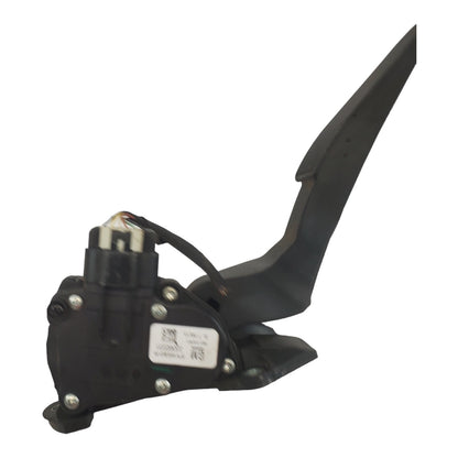 2015 2020 Chevrolet Silverado Gas Pedal Accelerator 23362231 GM