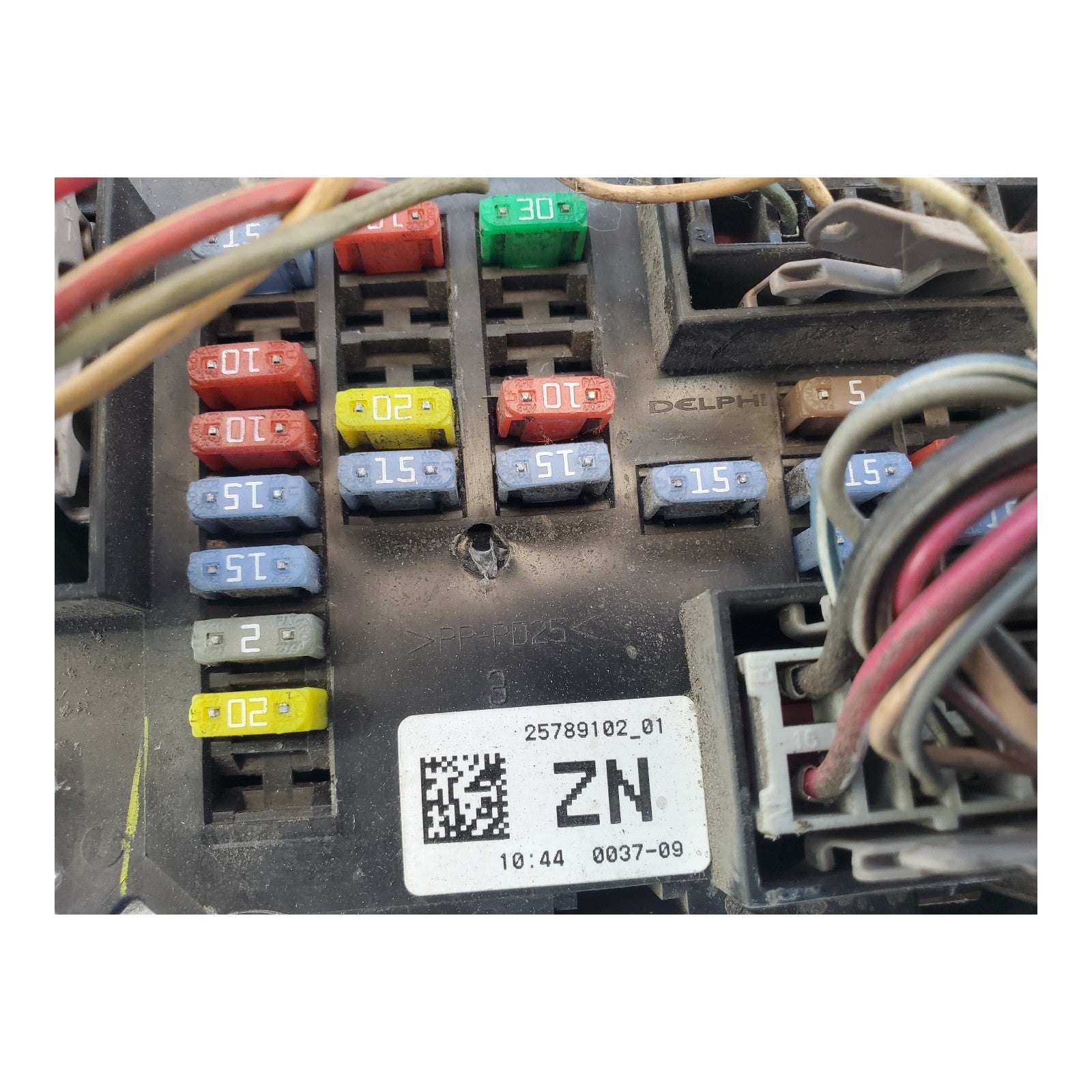 2007 07 CHEVY GMC  INTERIOR FUSE RELAY CONTROL MODULE  25789102-01 ZN