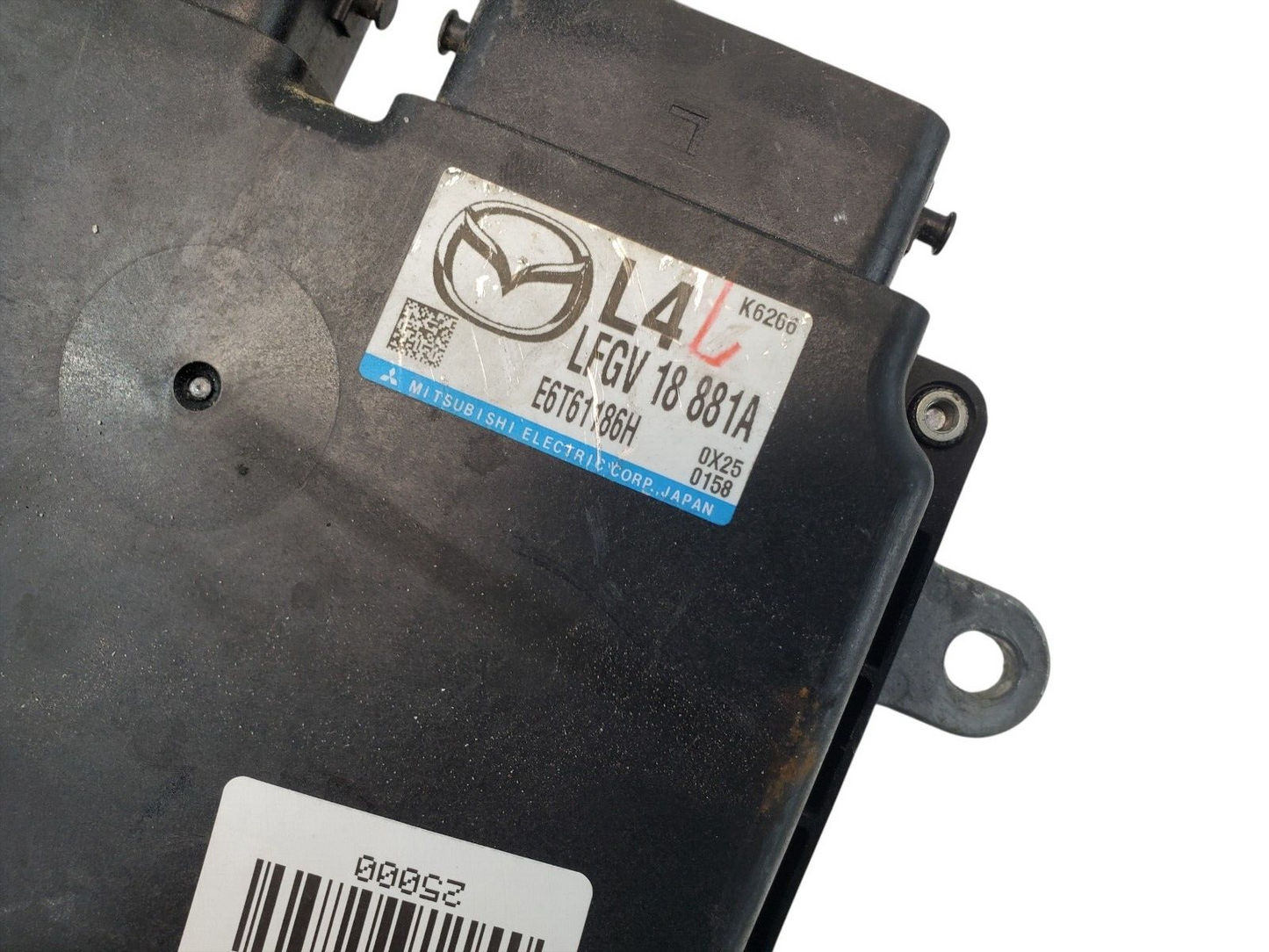 2010 2011 Mazda 3 Engine Control Module ECM LFGV 18 881A LFGV18881A OEM