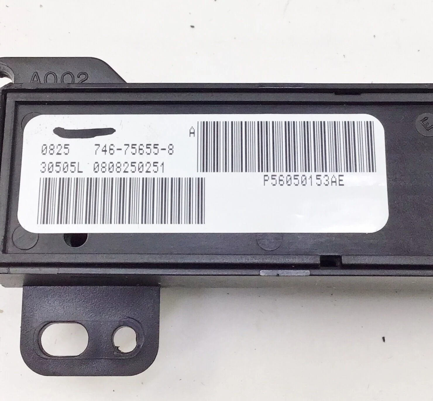 05-07Jeep Grand Cherokee (WK) Traction control (ASR) switch P56050153AE