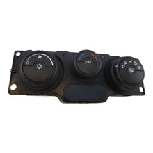 2006 Chevrolet Equinox A/C AC Temperature Control W/O Heated Seat OEM 15842234