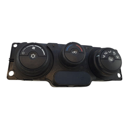 2006 Chevrolet Equinox A/C AC Temperature Control W/O Heated Seat OEM 15842234