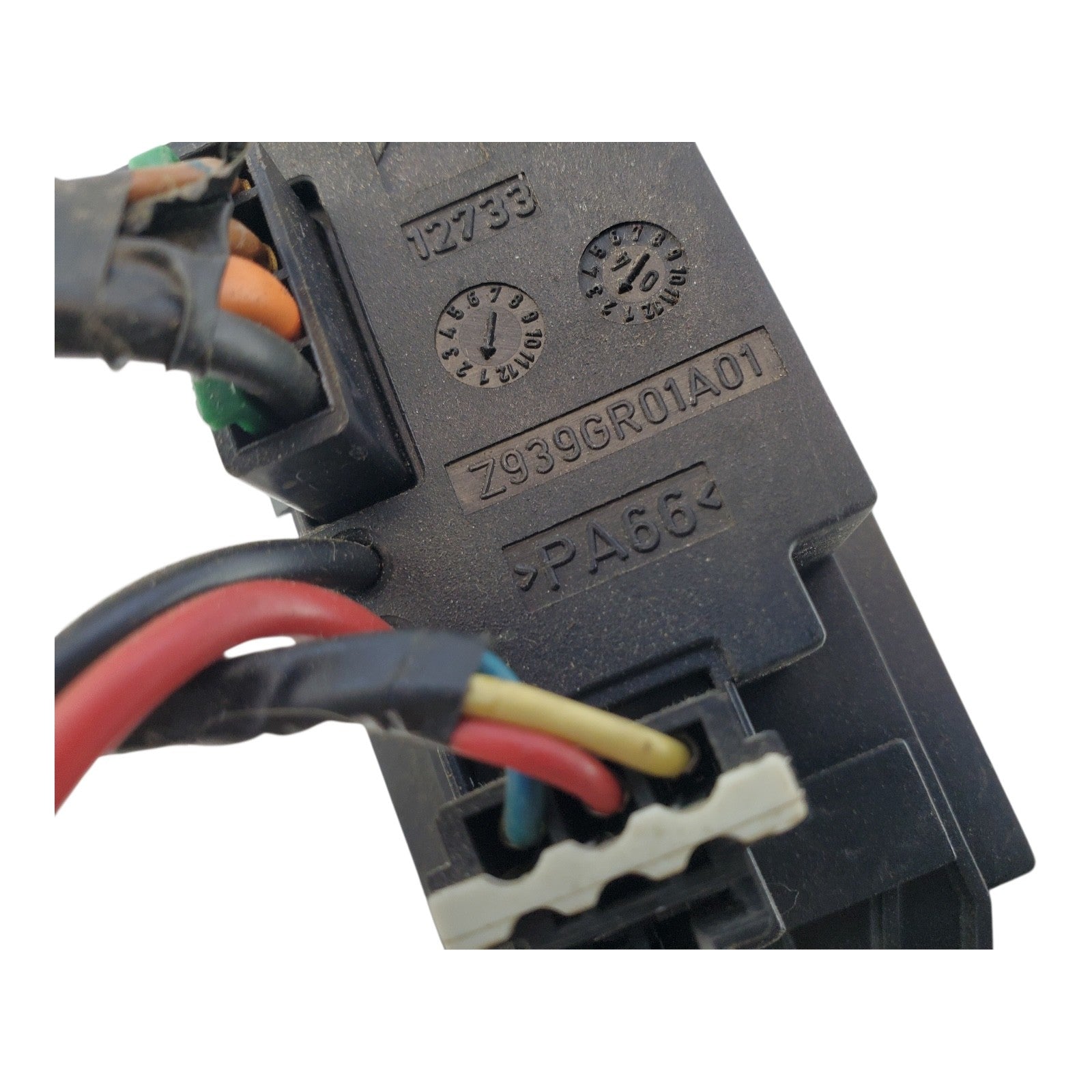 2000-2002 GMC Yukon / XL 1500 / 2500 HVAC Blower Motor Fan Resistor Z939GR01A01