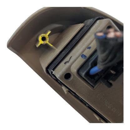 15202855 03-06 Tahoe SIlverado Yukon Sierra Passenger Power Window Switch