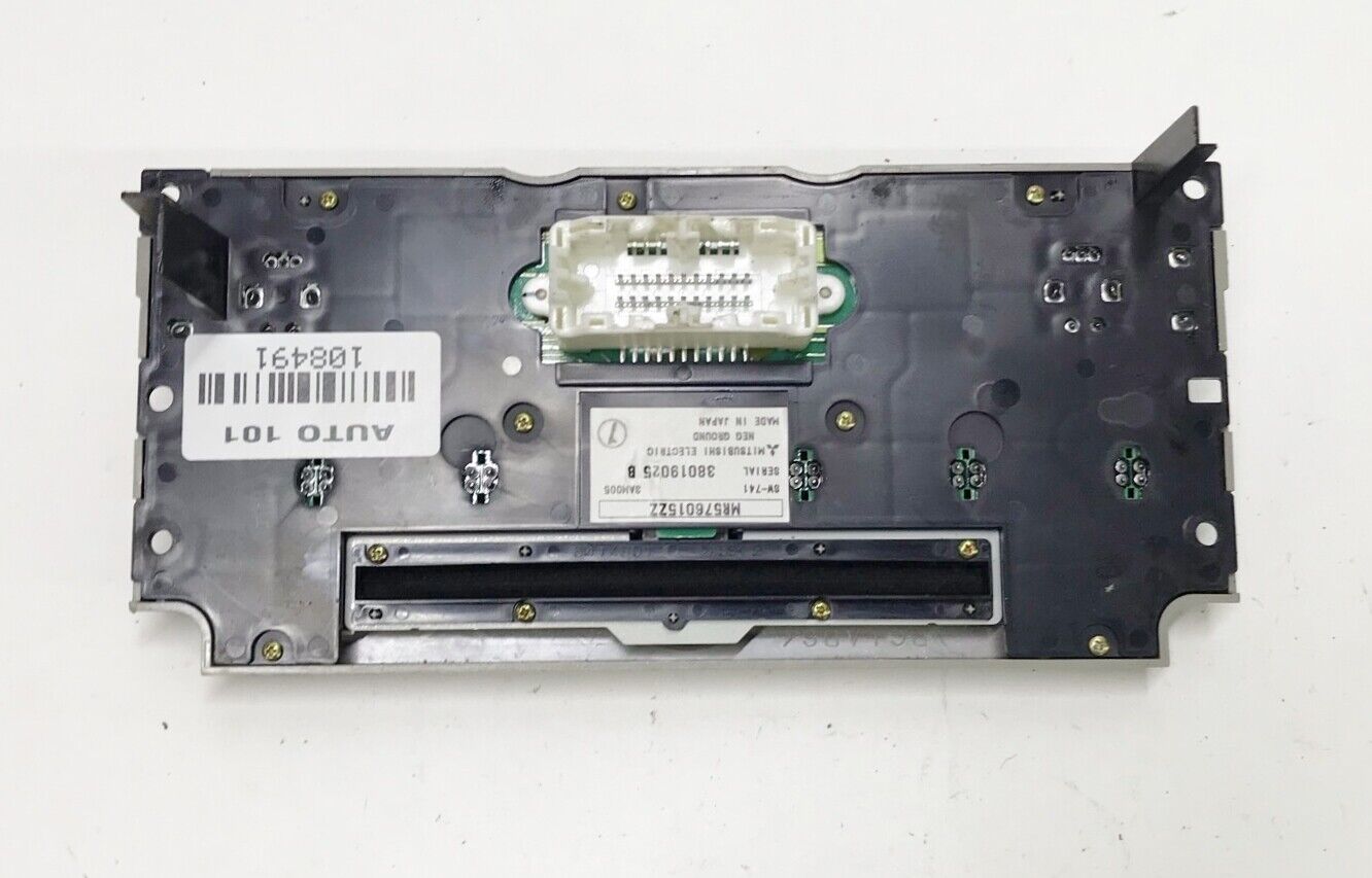 ✅ 04-05 Mitsubishi Endeavor Galant Audio CD Radio Control Faceplate MR576015ZZ