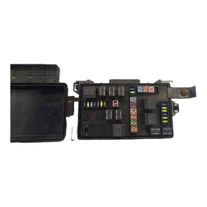 P04692031AM Dodge Magnum 2006 Fuse Box Relay Junction Unit Module