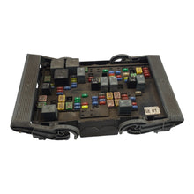 OEM 03-06 CHEVROLET SILVERADO Suburban Tahoe Fuse Box Relay 15201928-01