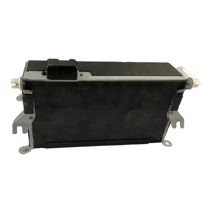 98 Lexus ES300 Pioneer CD Changer 86270-33040 OEM