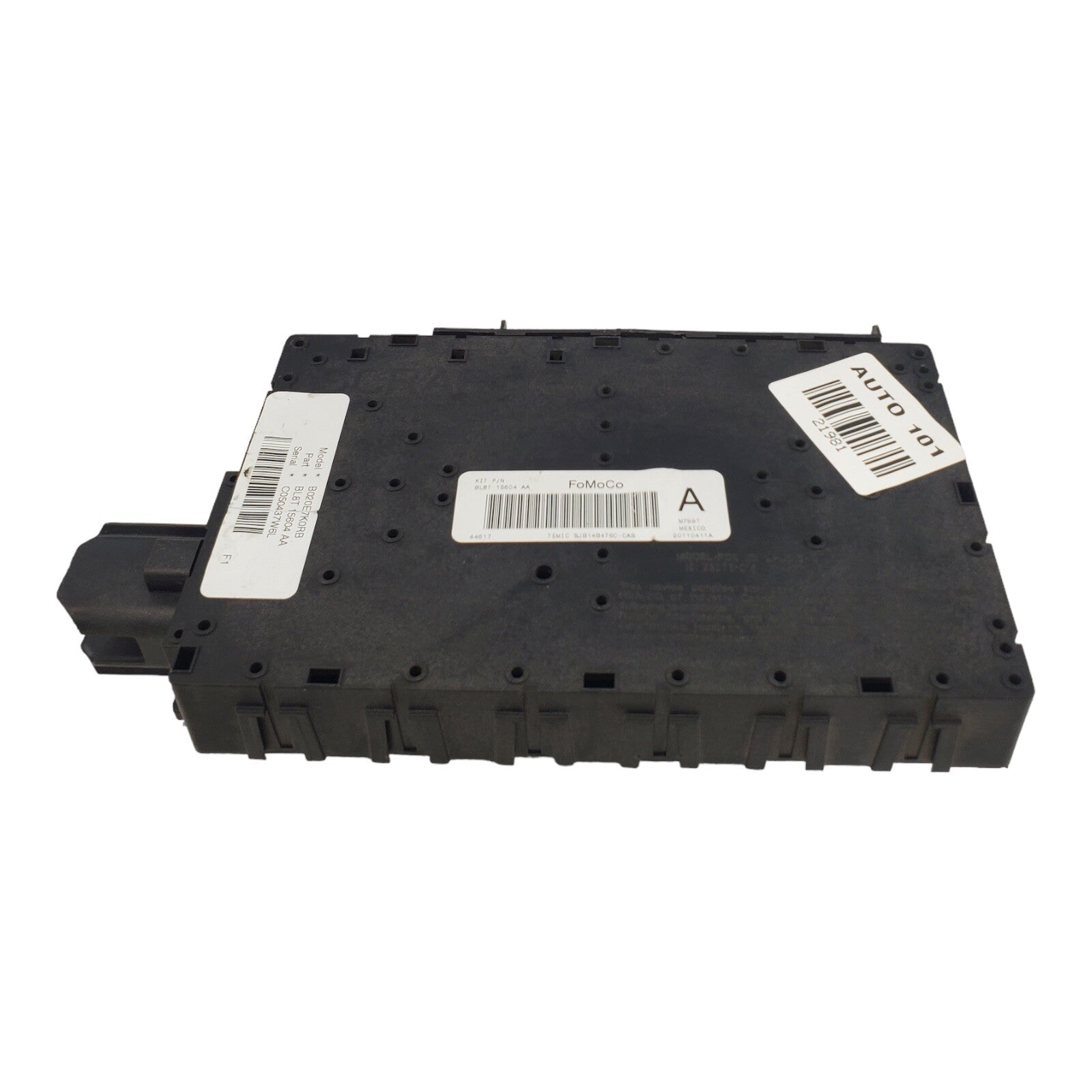 ✅2009 Ford Escape Fusebox Fuse Box Relay Module BL8T 15604 AA