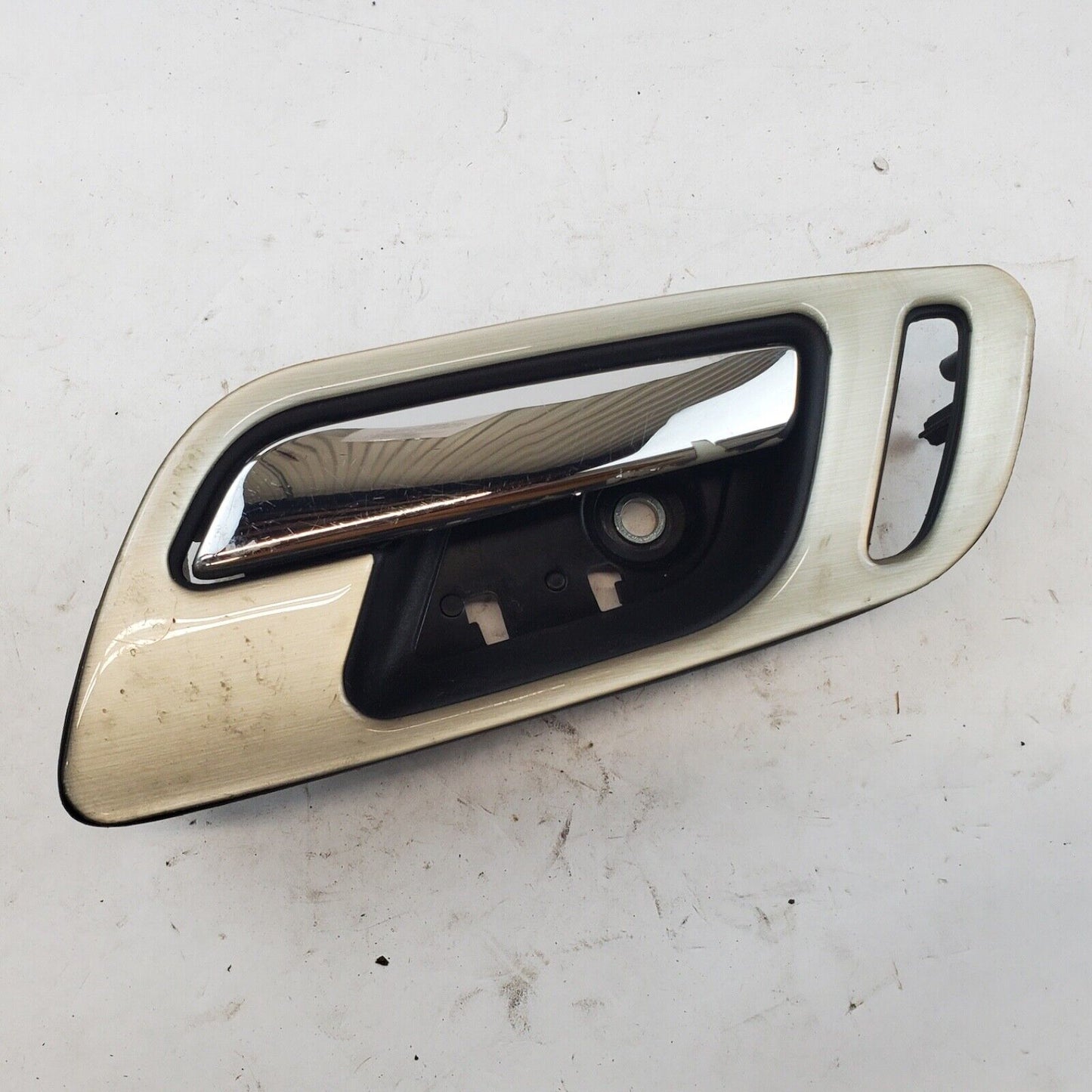 GM 15935955 Inside Door Handle Chevrolet Silverado Tahoe Yukon OEM
