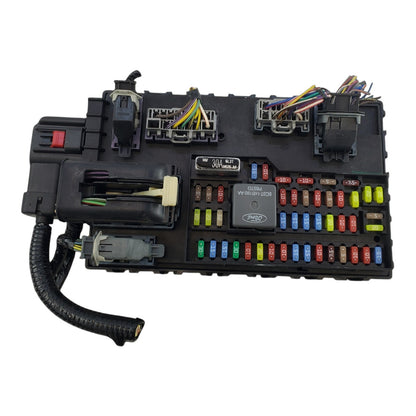 2009 - 2012 Ford Escape Fuse Box Relay Control Module Unit 8L8T-15604-AL OEM !