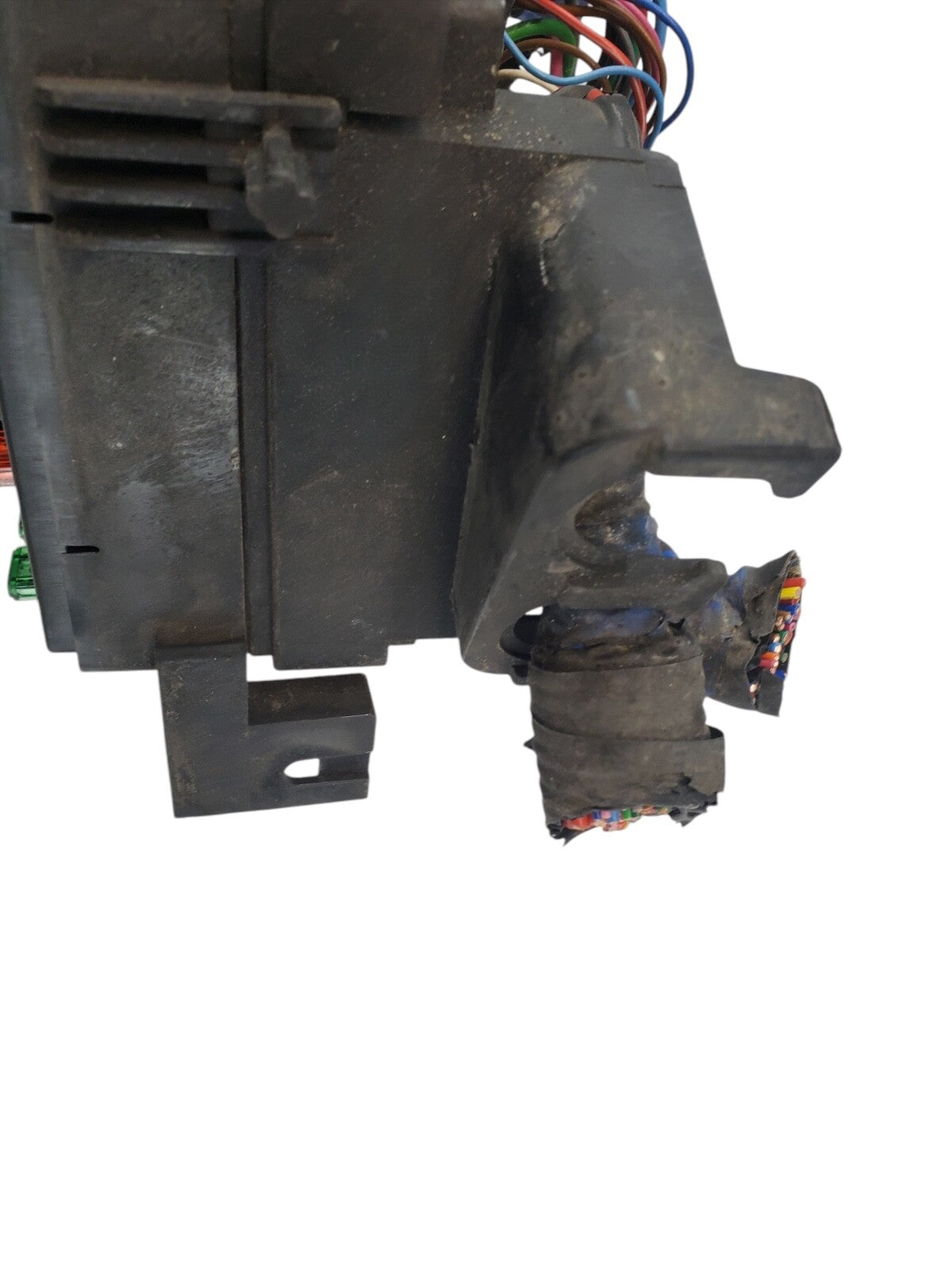 Hyundai 91220-39501 Fuse Box 