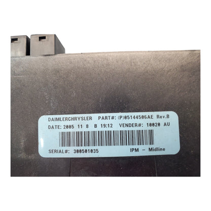 03 05 Dodge Caravan Power Module Fuse Box Relay Control Unit 05144506AE