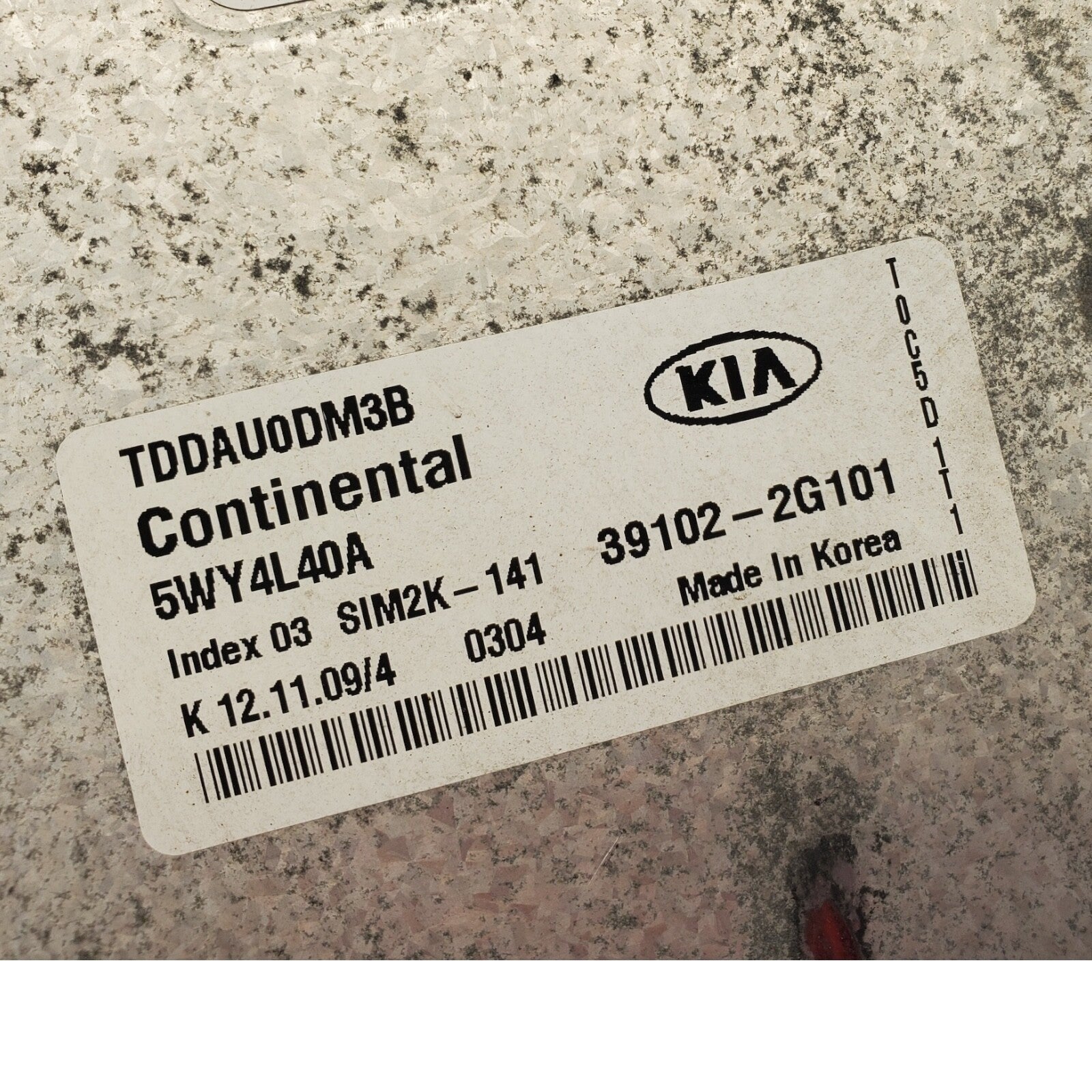 10 Kia Forte OEM Engine Control Module Unit ECM ECU 39102-2G101 