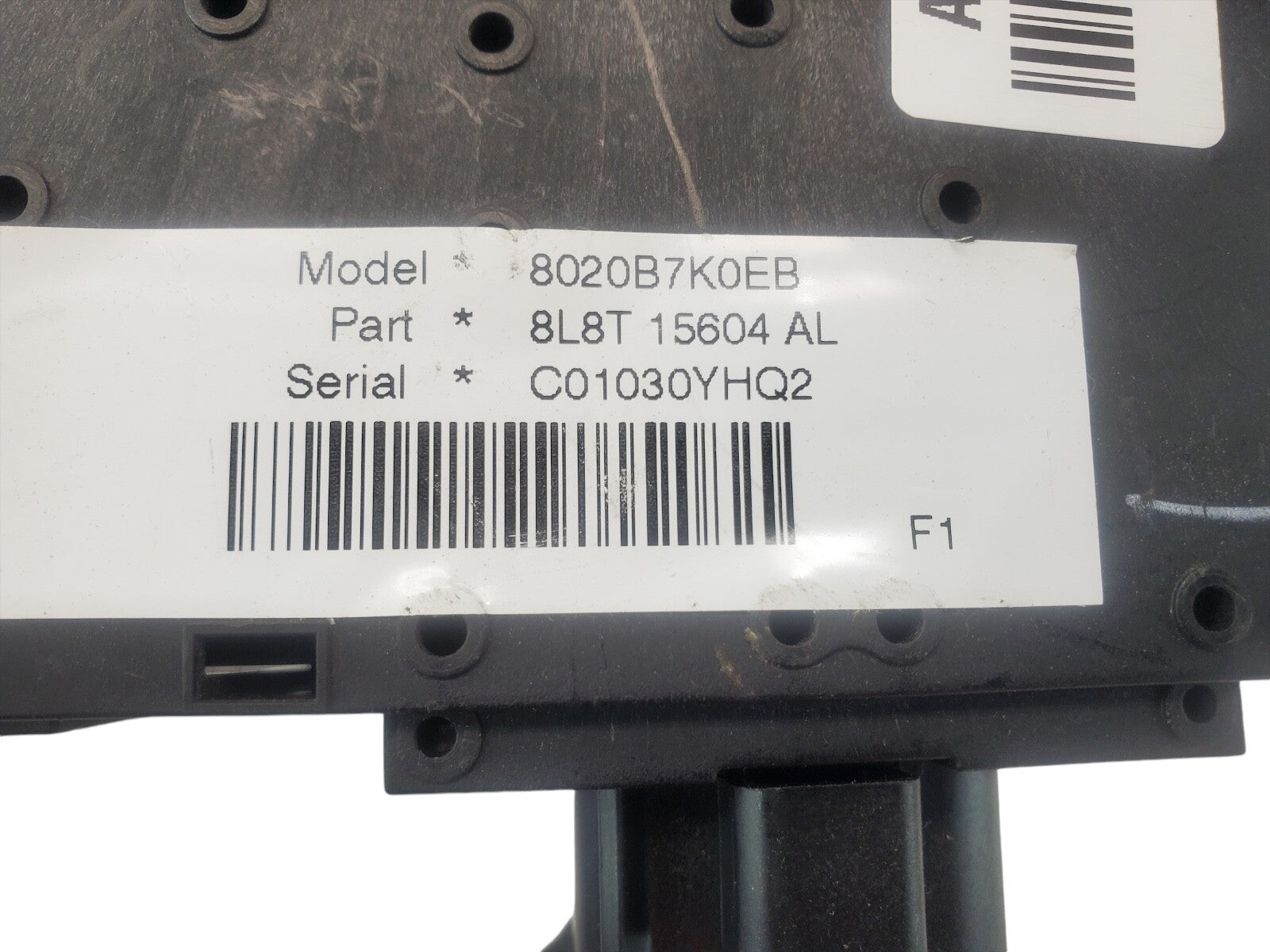 2009 - 2012 Ford Escape Fuse Box Relay Control Module Unit 8L8T-15604-AL OEM !