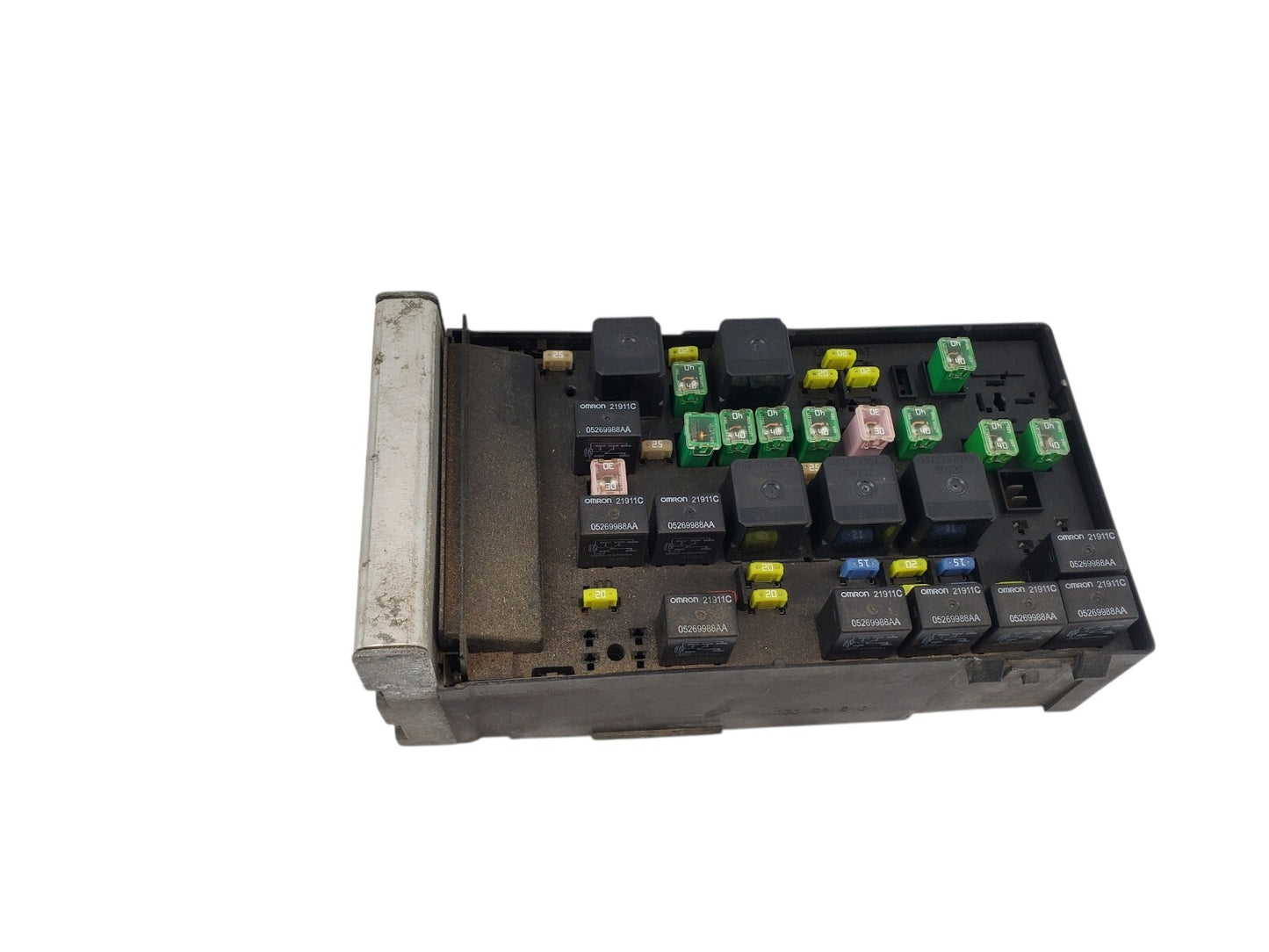05-07 Caravan Town & Country Fuse Box Relay Control Module 05144505AC