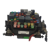 03-06 Yukon Suburban Tahoe Escalade Fuse Box 15177119-01