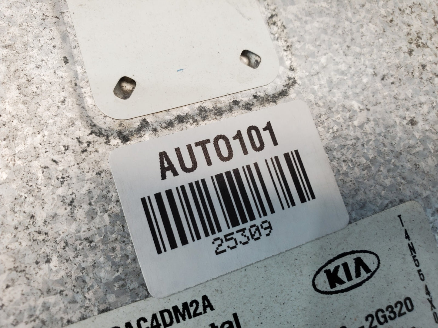 10 KIA FORTE  Engine ECM Control Module 909 12K1 B1 391022G320