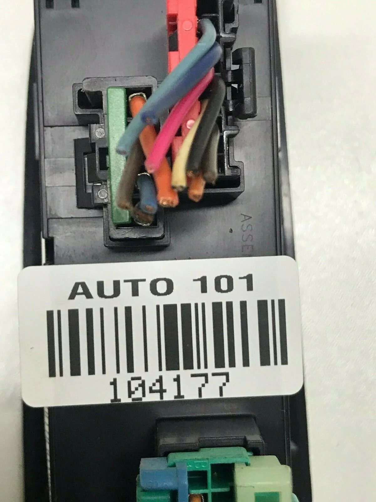 06 07 Buick Ranier power window switch Left OEM HH430 25866993 GM
