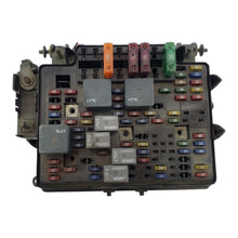 15328806-05 Chevy 2000 2001 2002 Silverado Fuse Box Engine Bay 1500 2500 OEM H68