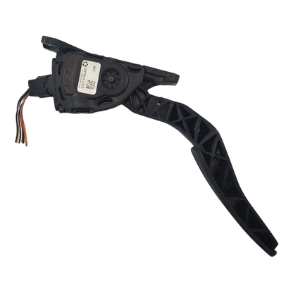 04 Jeep Liberty Accelerator Gas Pedal OEM 53013783AB