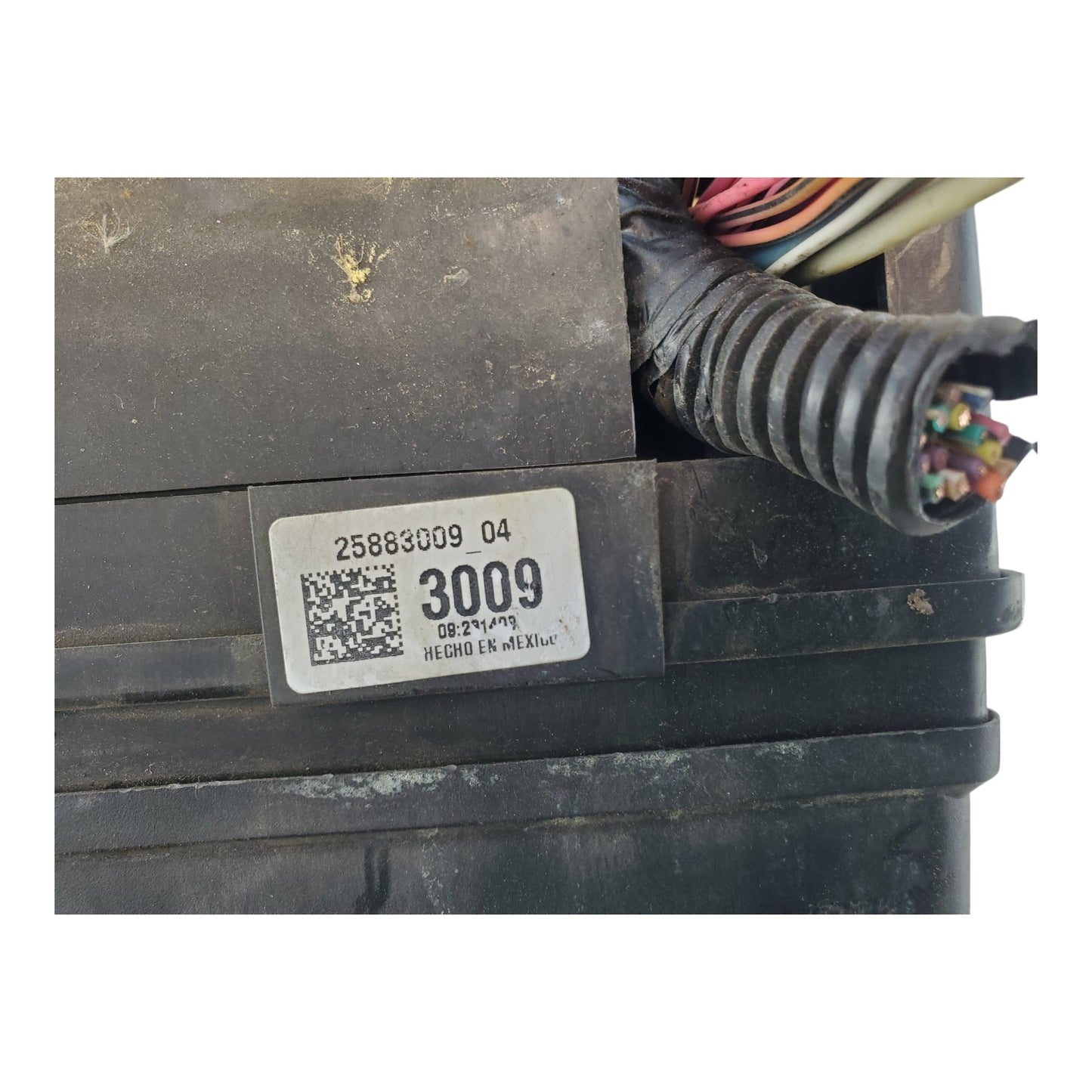 08-12 Chevrolet Malibu Fusebox Relay Module 25883009-04 OEM fuse box