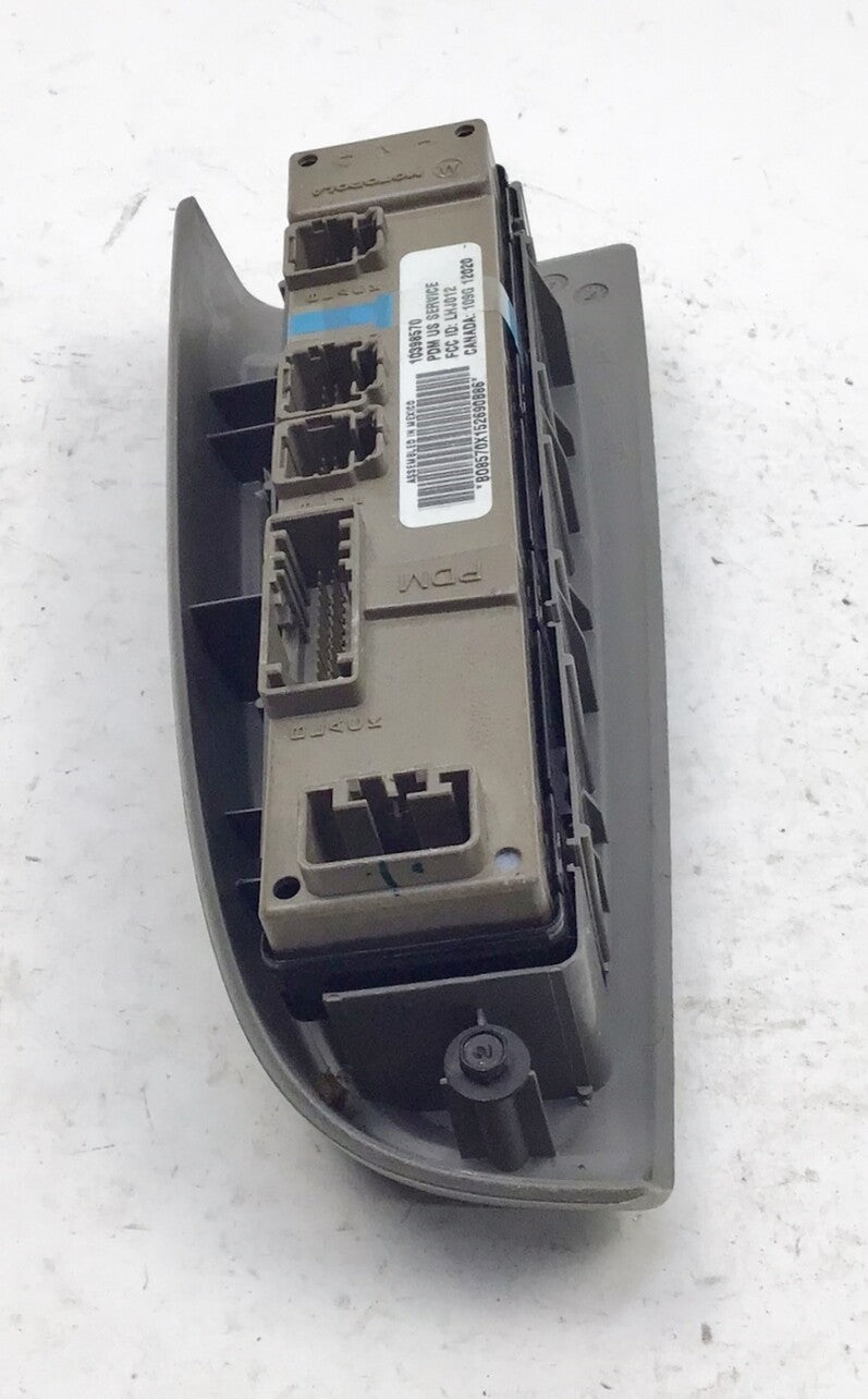 ✅ 03-06 Chevy Suburban Tahoe Passenger Side Window 10398570 GM