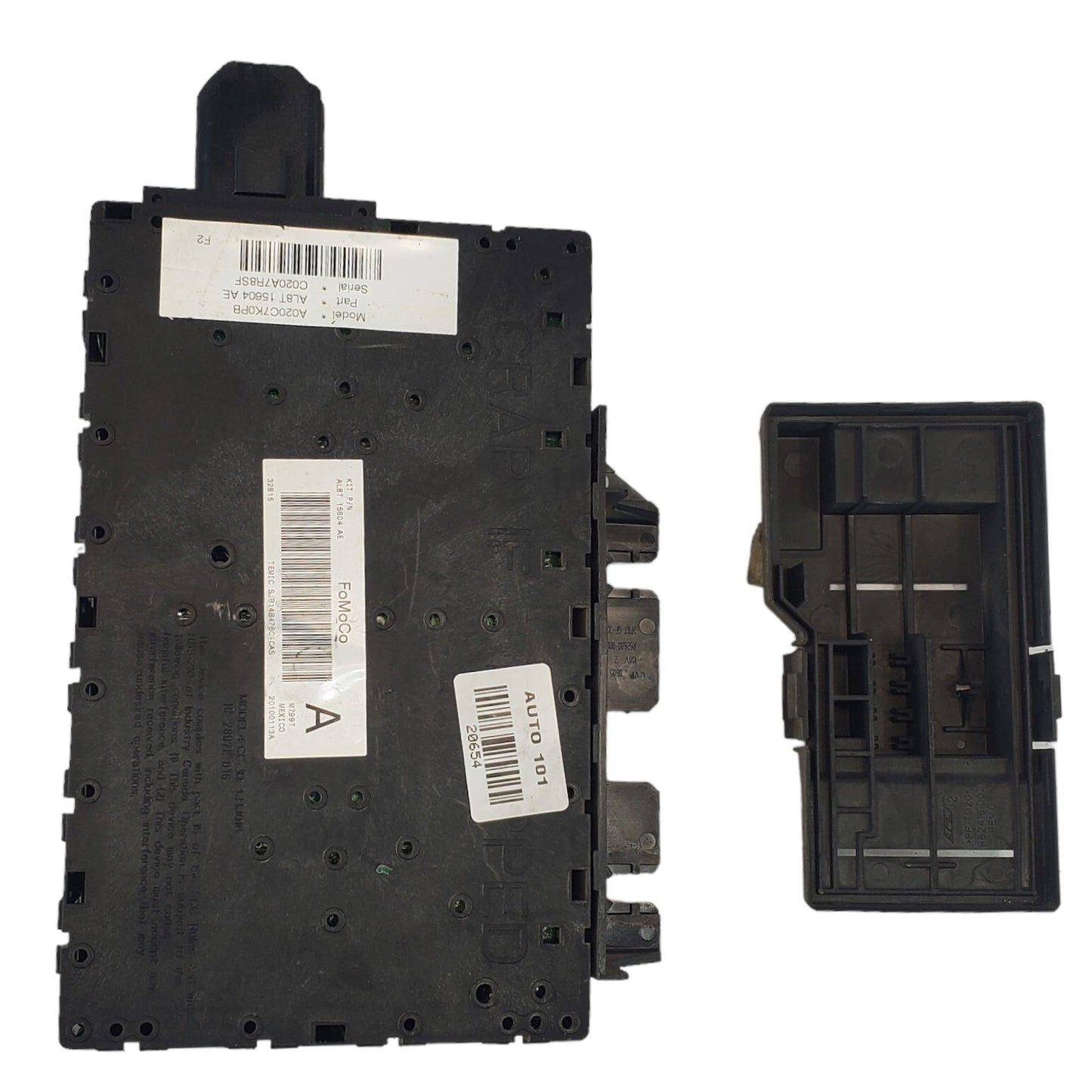 ✅2010 Ford Escape multi-function fuse box AL8T 15604 AE