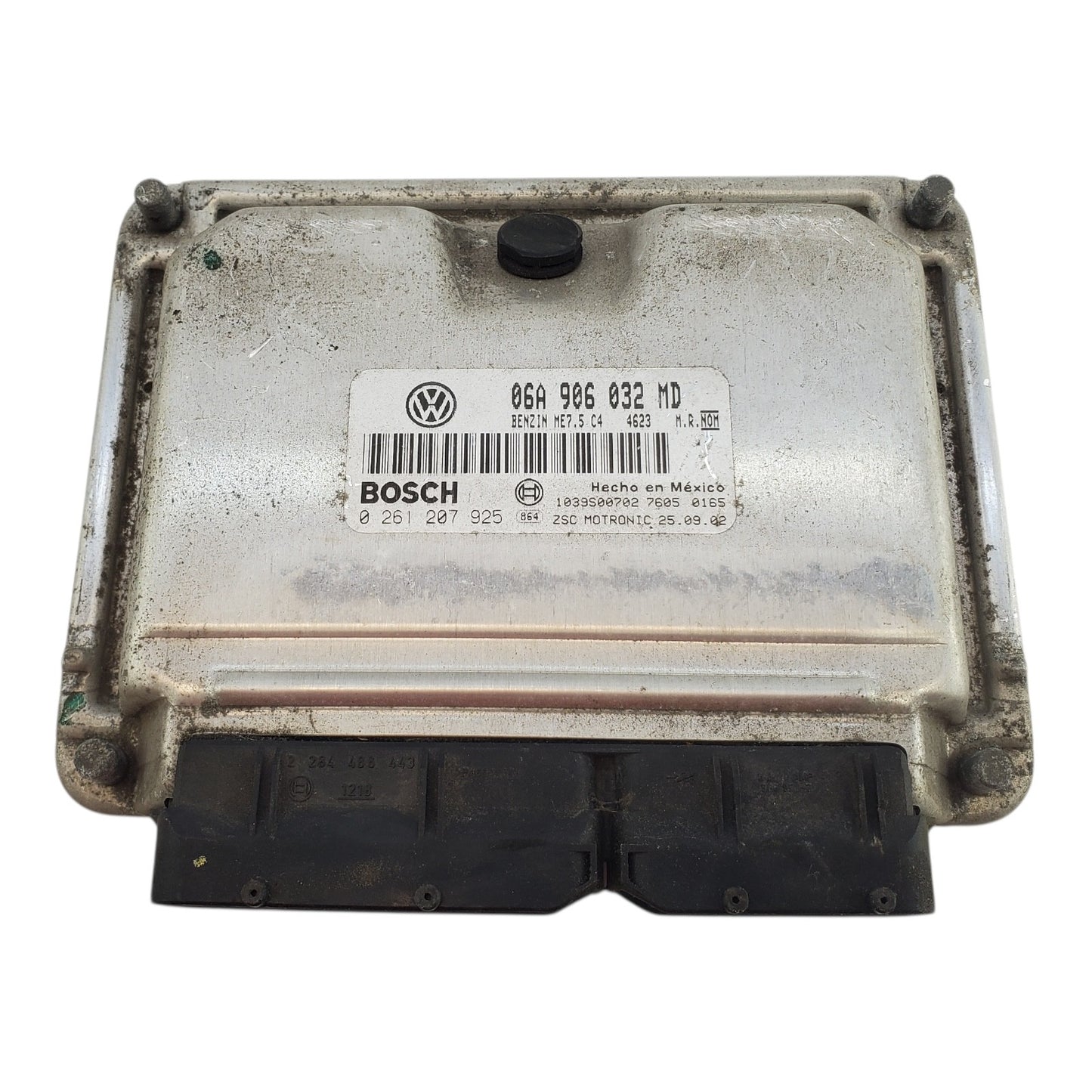 2003-2004 VOLKSWAGEN GOLF RABBIT ECU ECM ENGINE CONTROL MODULE OEM 06A906032MD