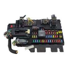 8L8T-15604-AL Ford 2010 2011 Escape Fuse Box Mercury Mariner Interior Relay