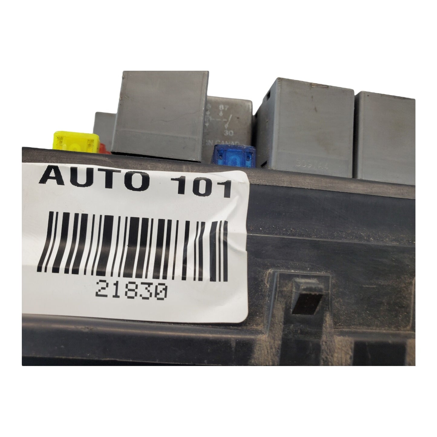 2003-2006 Escalade Tahoe Yukon Fuse Box 15201930-02