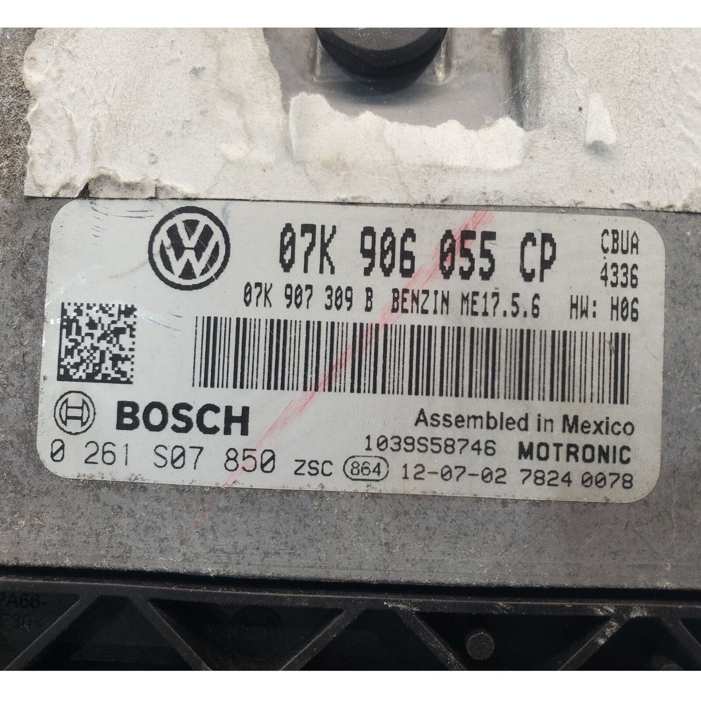 09 VW JETTA RABBIT 2.5L ECM ENGINE COMPUTER CONTROL MODULE 07K 906 055 M