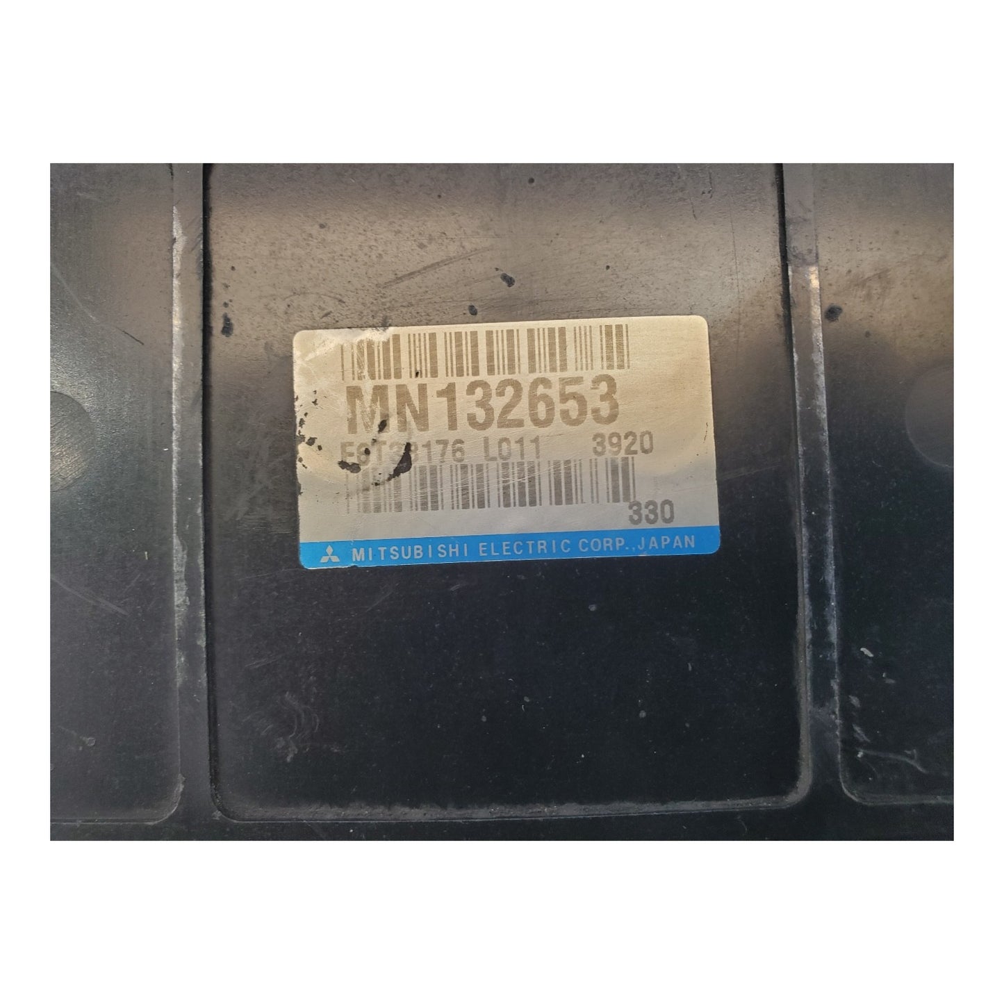 04 MITSUBISHI ENDEAVOR Engine Control Module ECM Computer MN132653