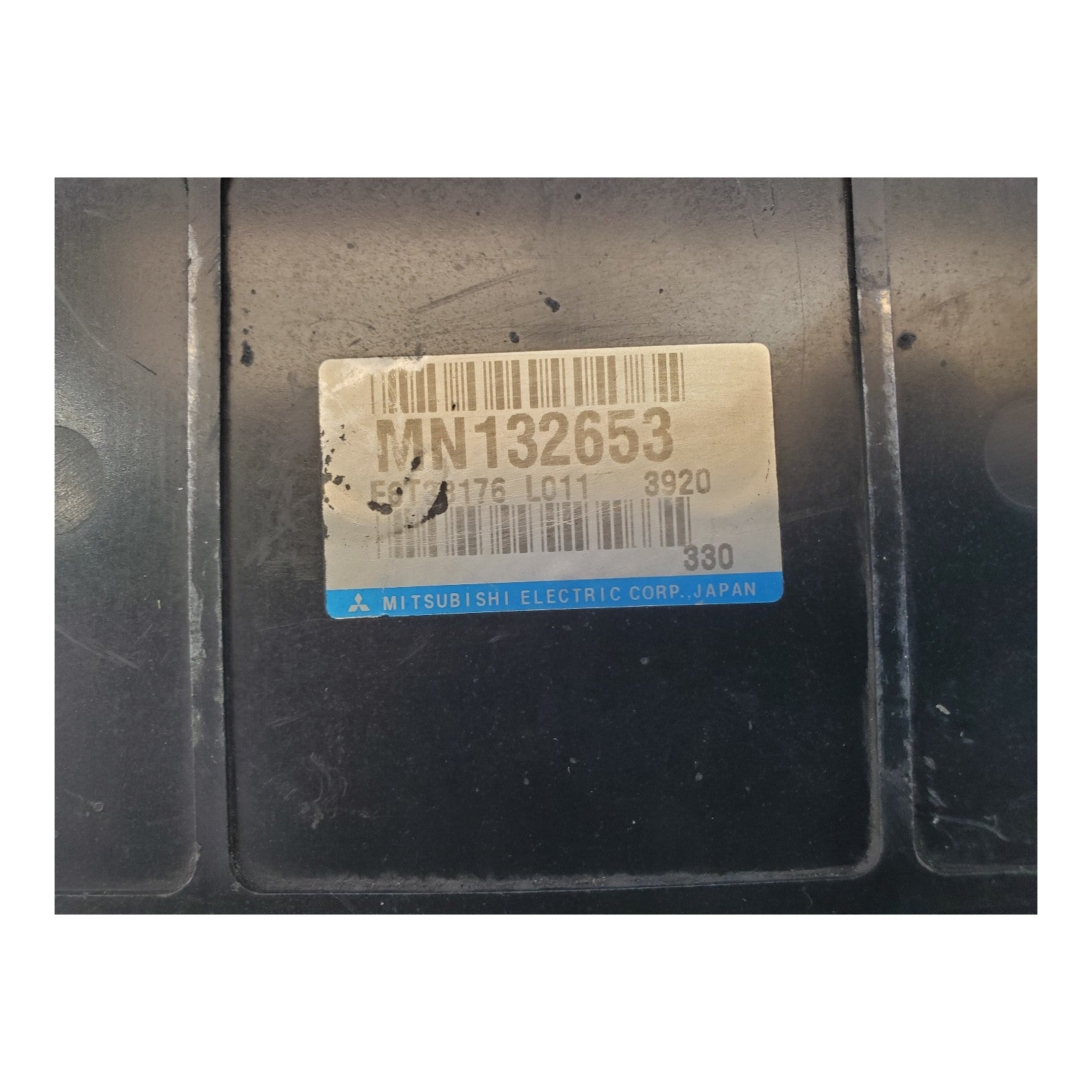 04 MITSUBISHI ENDEAVOR Engine Control Module ECM Computer MN132653
